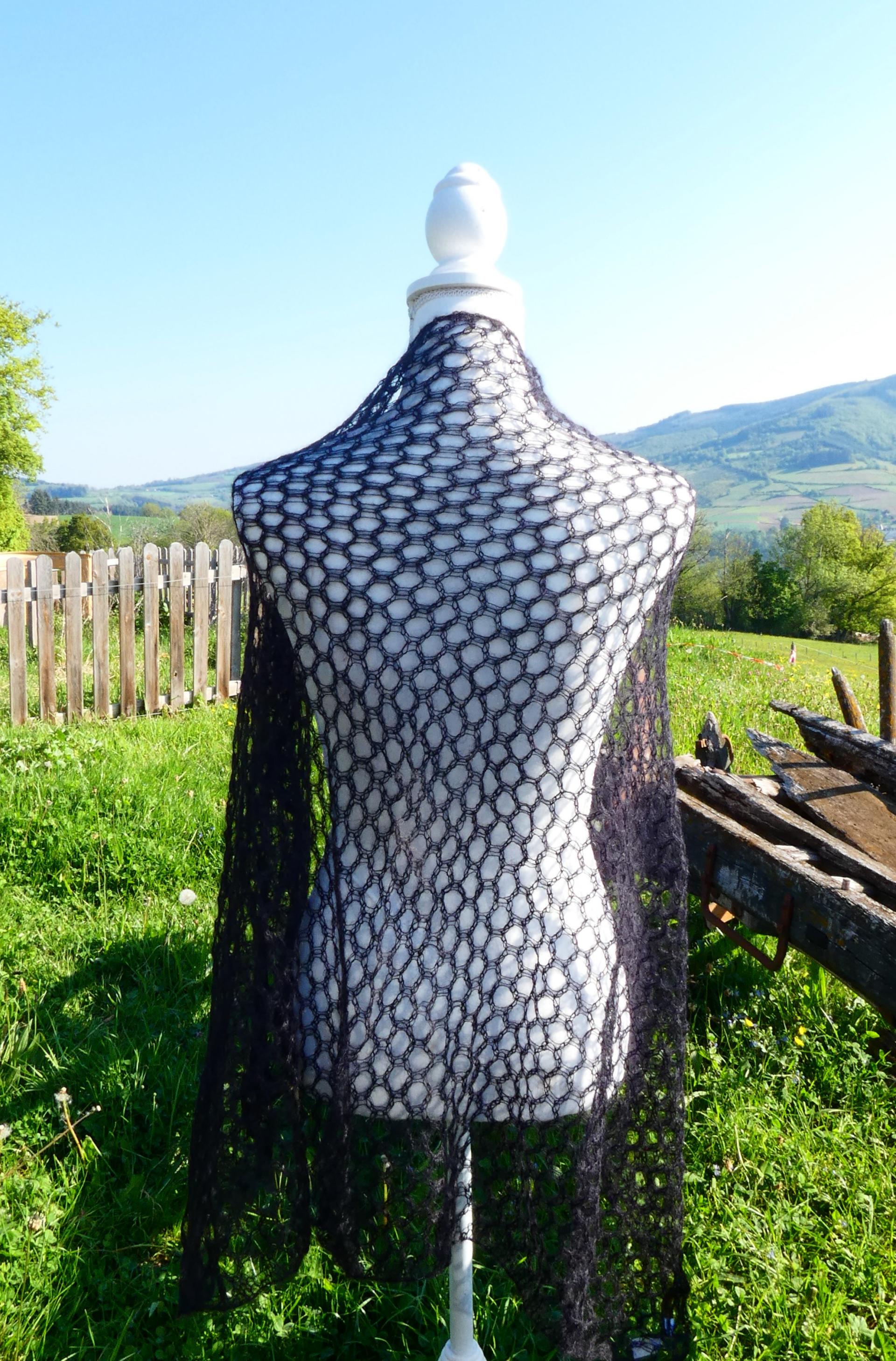 Carré tricot laine mohair noir 2