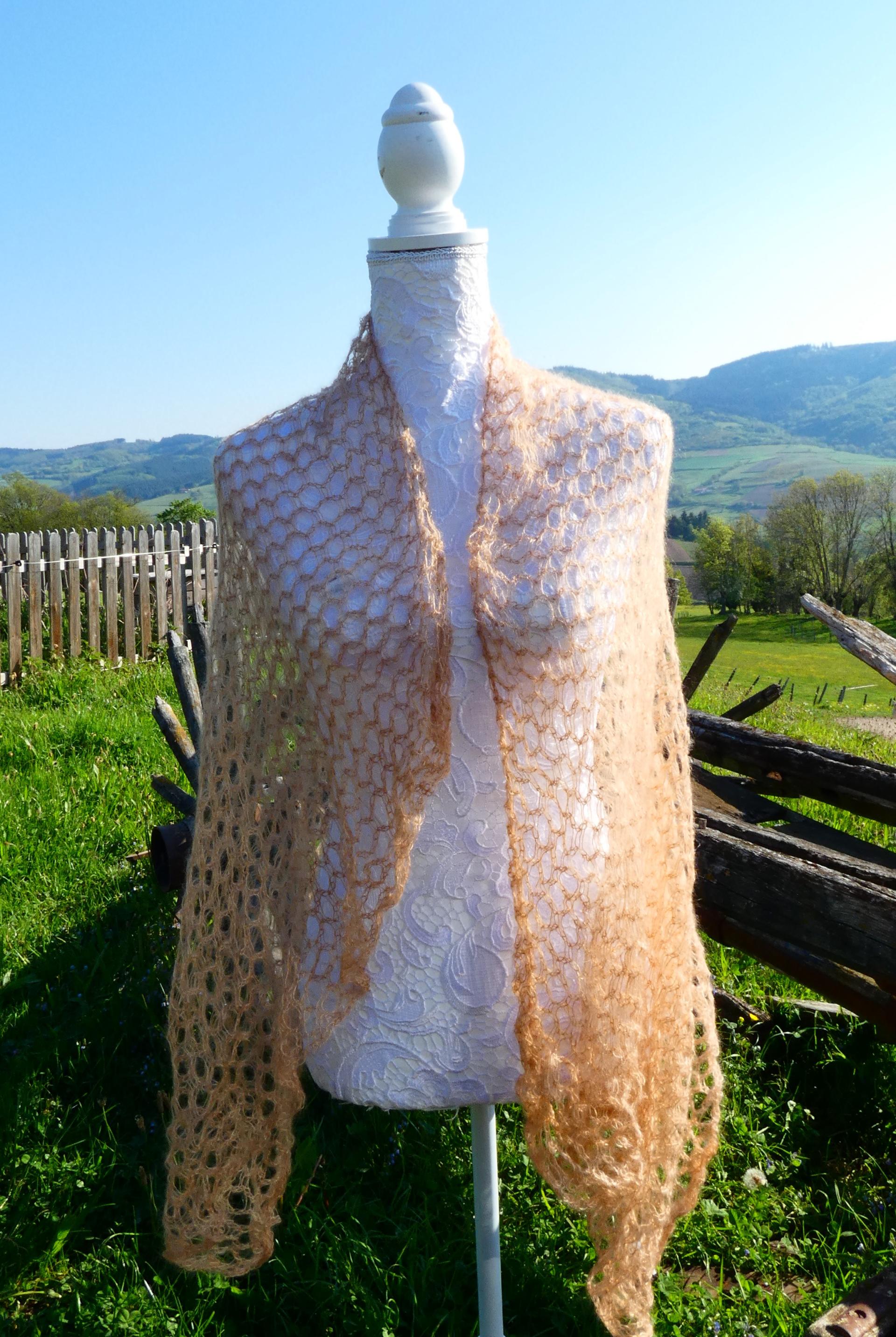 Carré tricot laine mohair beige 1