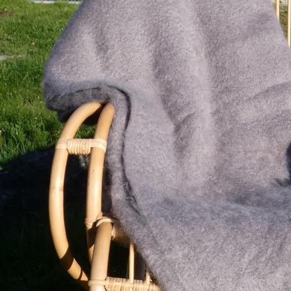 couverture laine mohair taupe