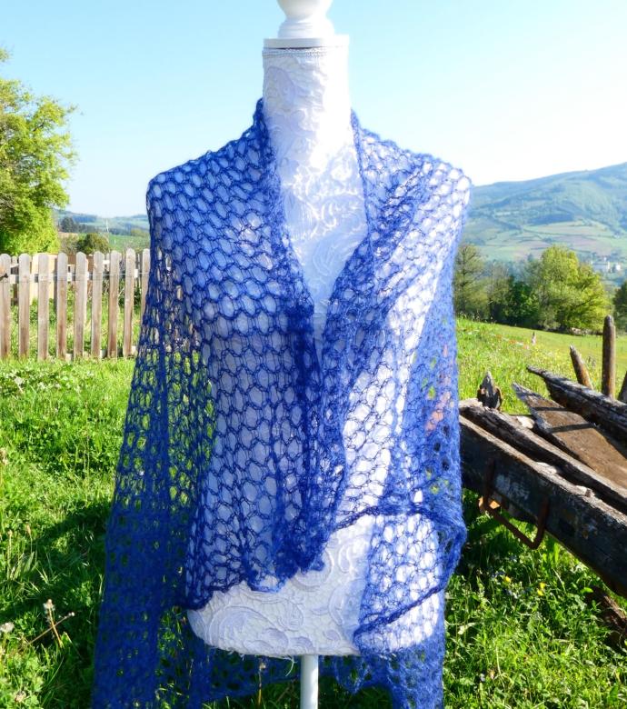 Carré tricot Mohair bleu klein 1
