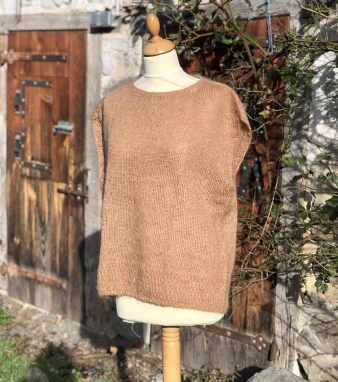 Pull col bateau sans manches mohair et soie