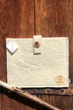 Pochette tablette en laine de mouton feutrée
