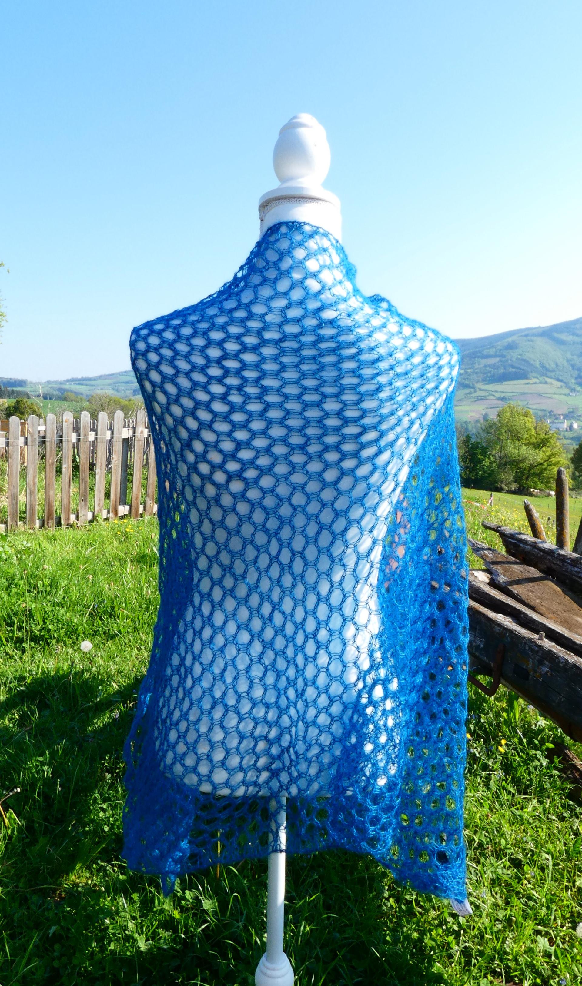 Carré tricot Mohair bleu paon 2