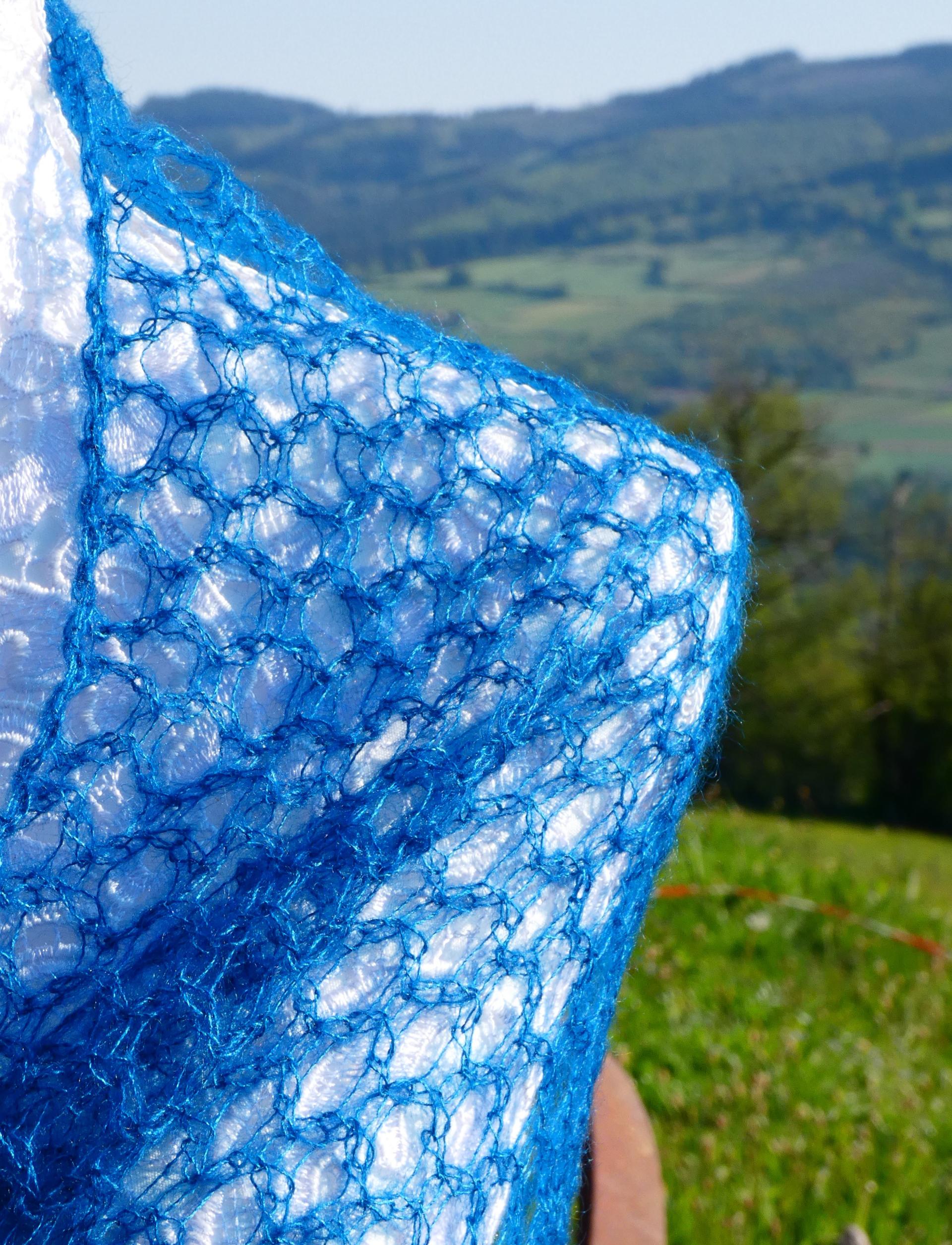 Carré tricot Mohair bleu paon 3