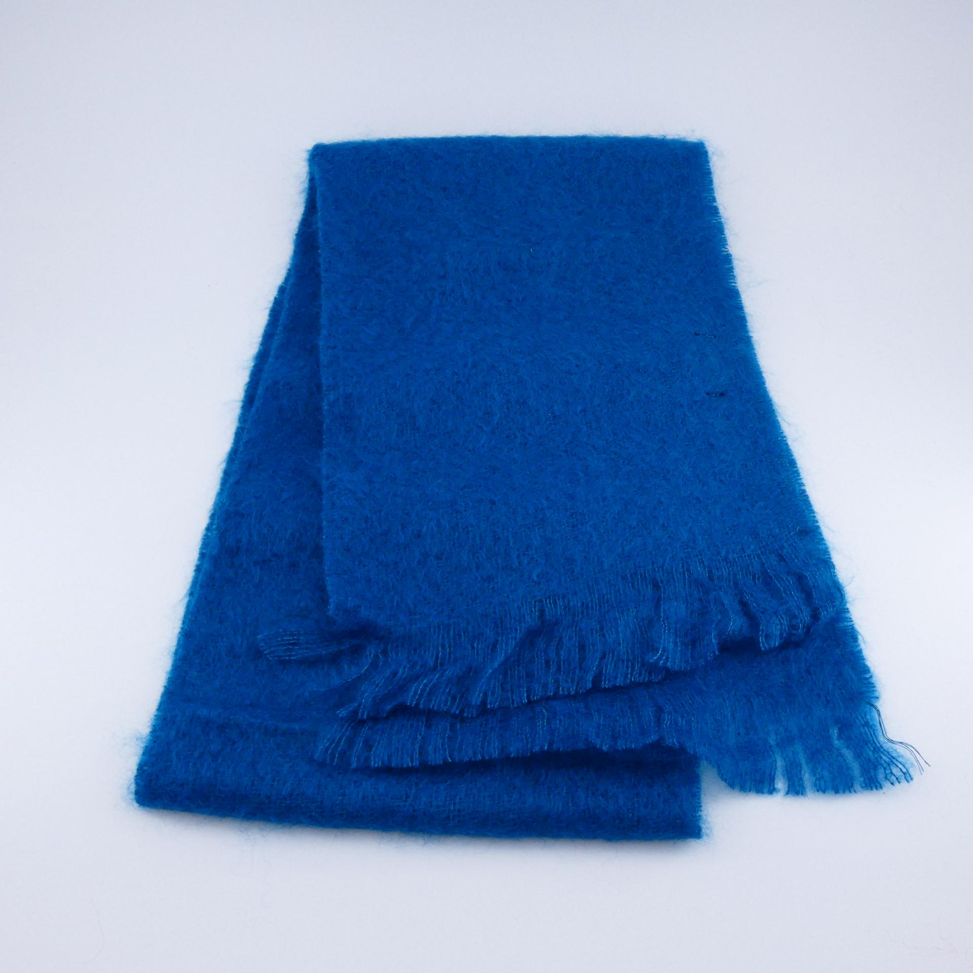 Grande écharpe Mohair bleu paon 2