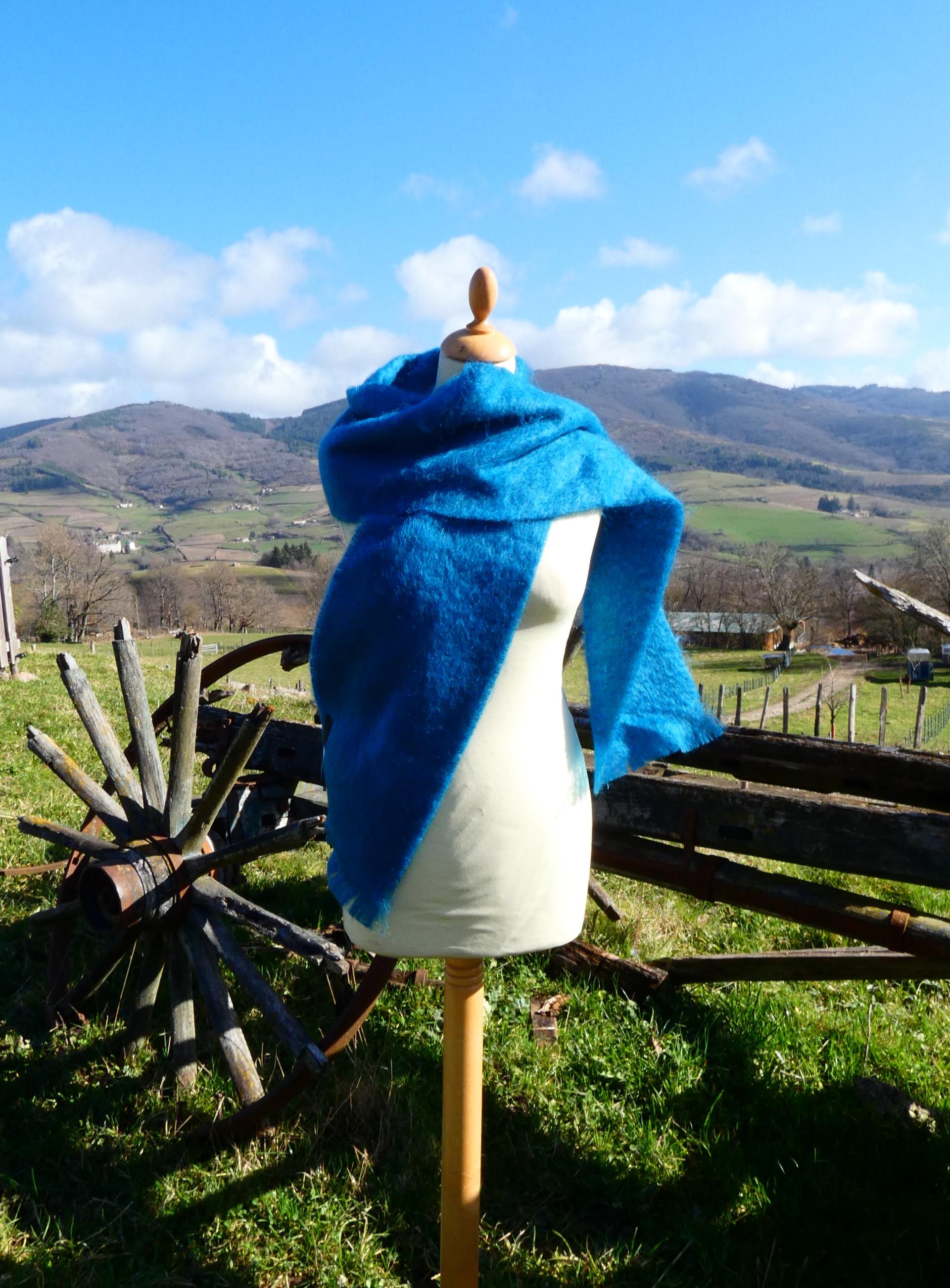 Grande écharpe Mohair bleu paon 1