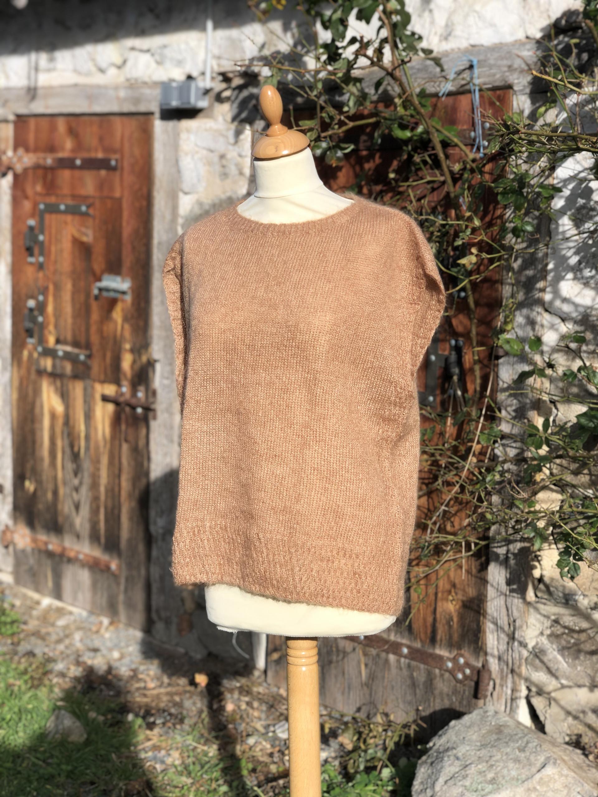 Pull col bateau sans manches mohair et soie
