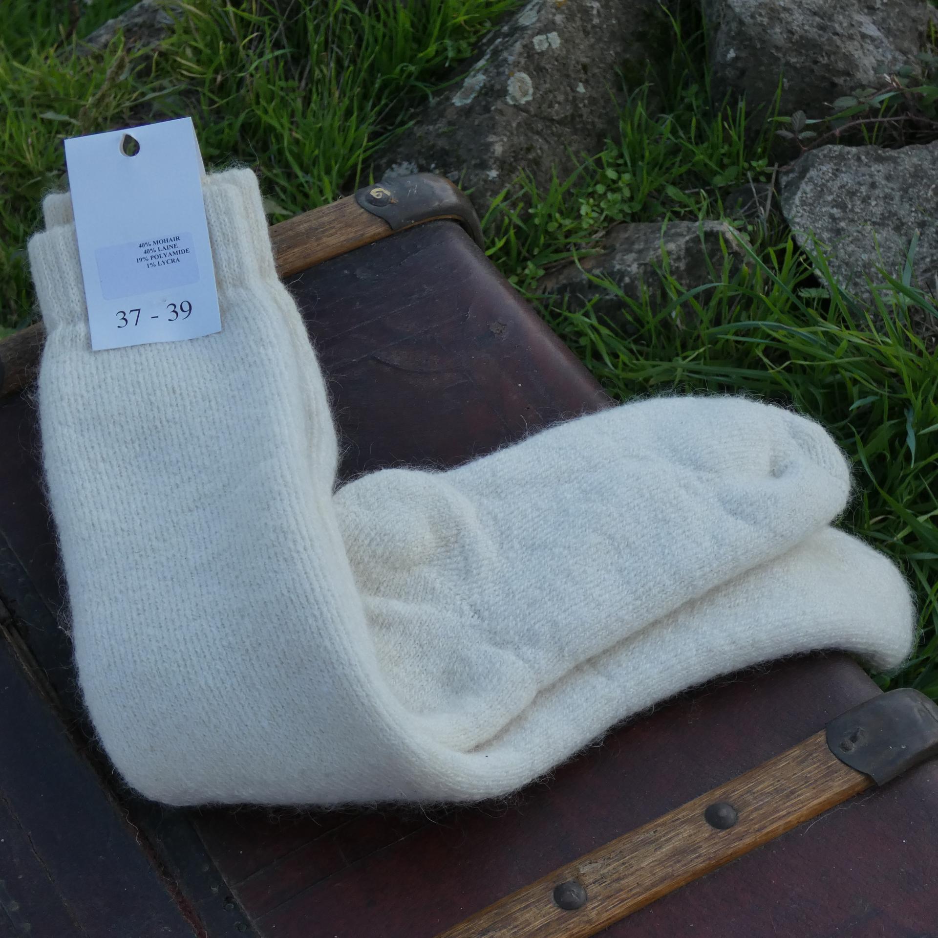 Chaussettes montagne longues en laine mohair écru