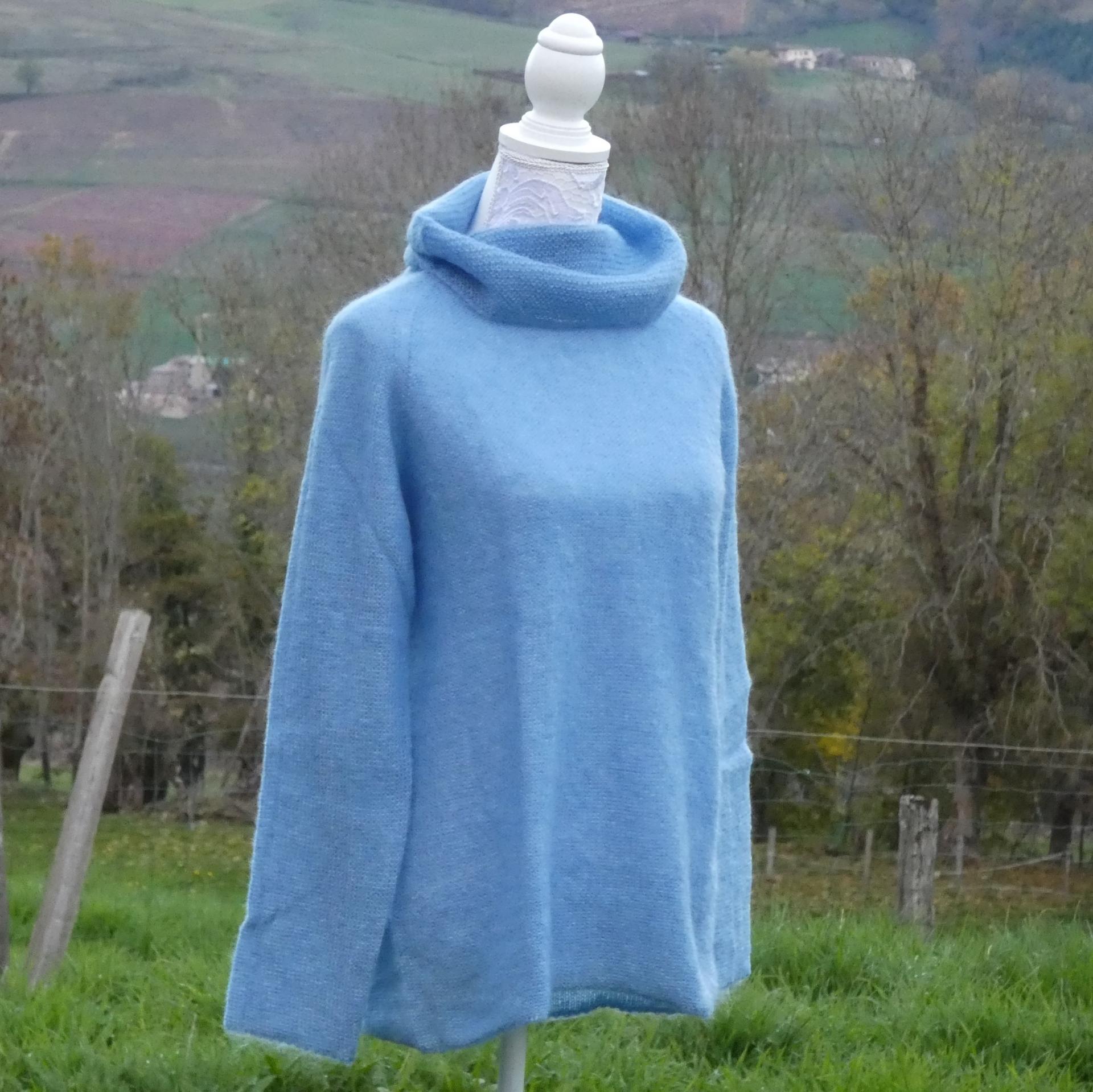 Pull tunique Mohair boule bleu clair