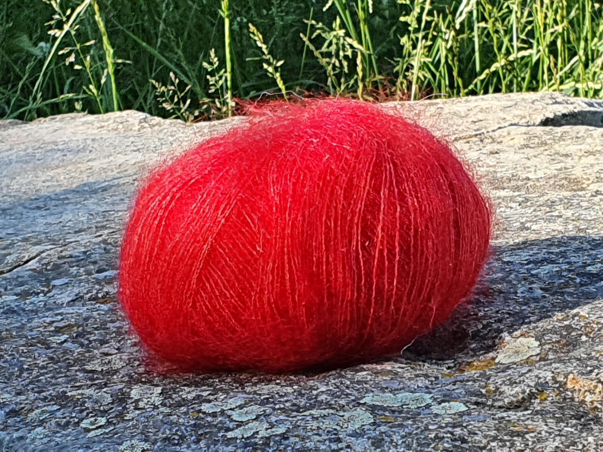 Pelote Élégance 55% Mohair 45% Soie