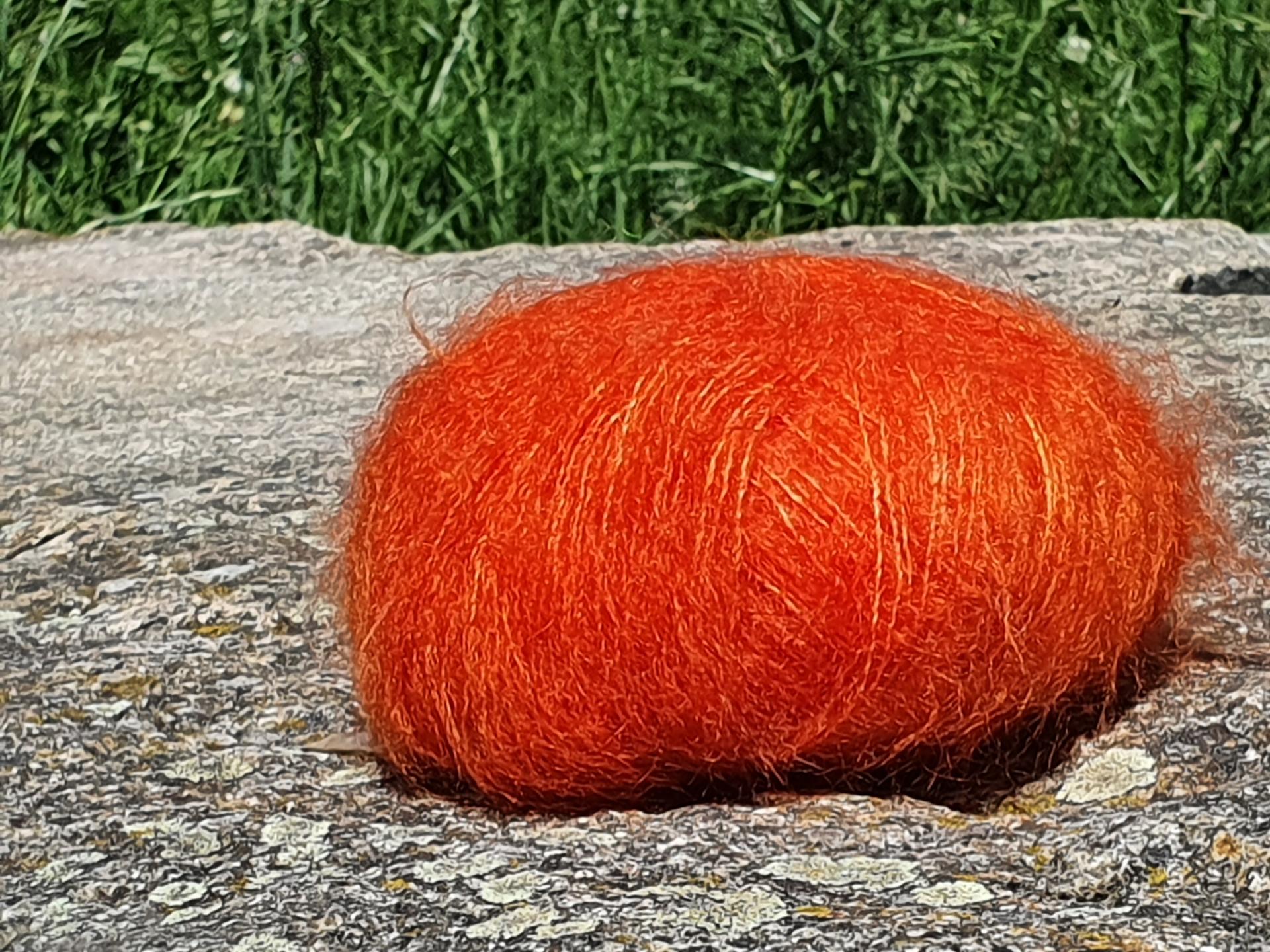 Pelote laine Mohair Primadonna orange peps